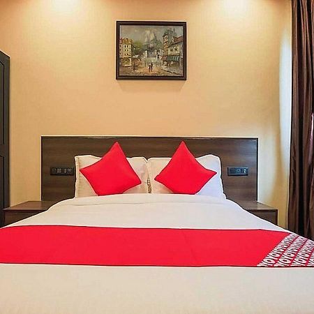 אמריצר Hotel Anand מראה חיצוני תמונה
