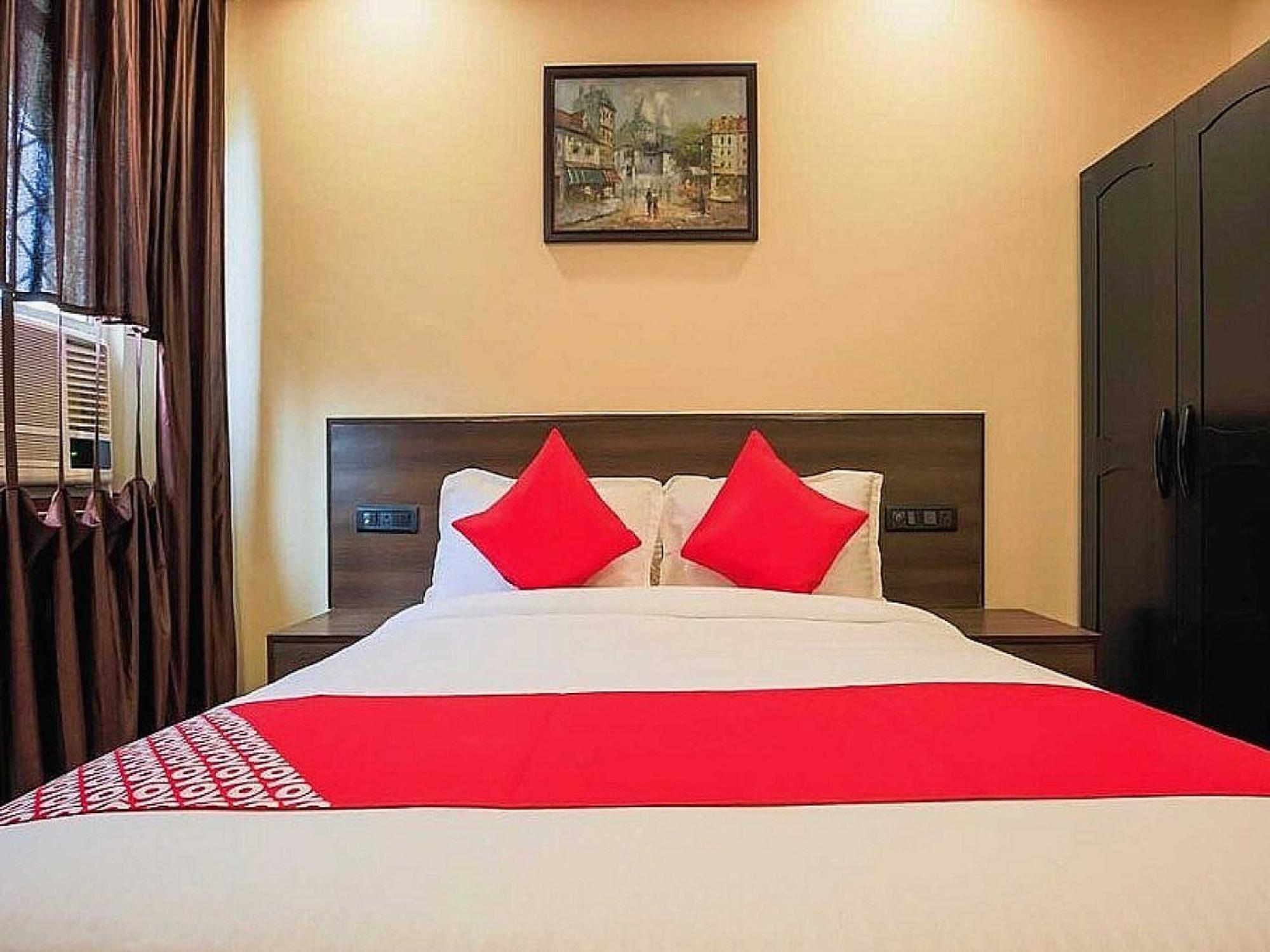 אמריצר Hotel Anand מראה חיצוני תמונה