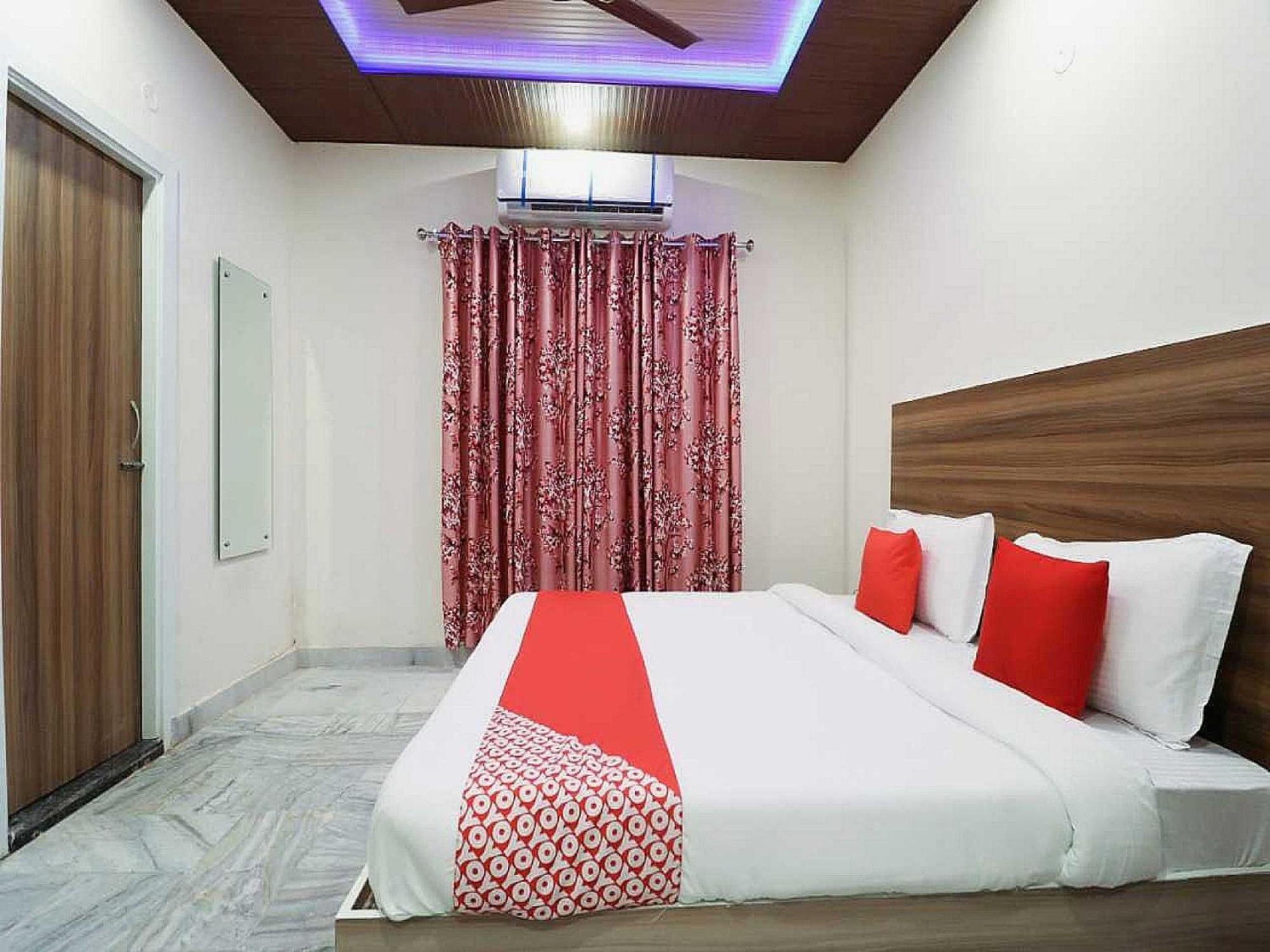 אמריצר Hotel Anand מראה חיצוני תמונה